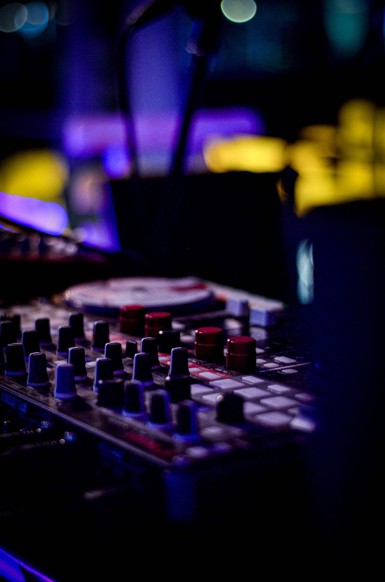 Cabina de DJ en Sunset Rooftop